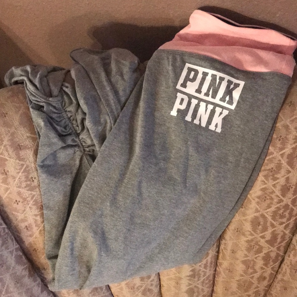 Vs pink brand gray capris